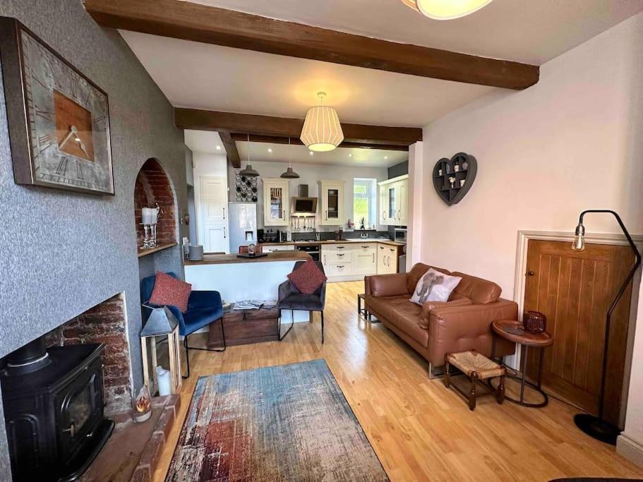 Gaia Villa Lichfield Eksteriør bilde